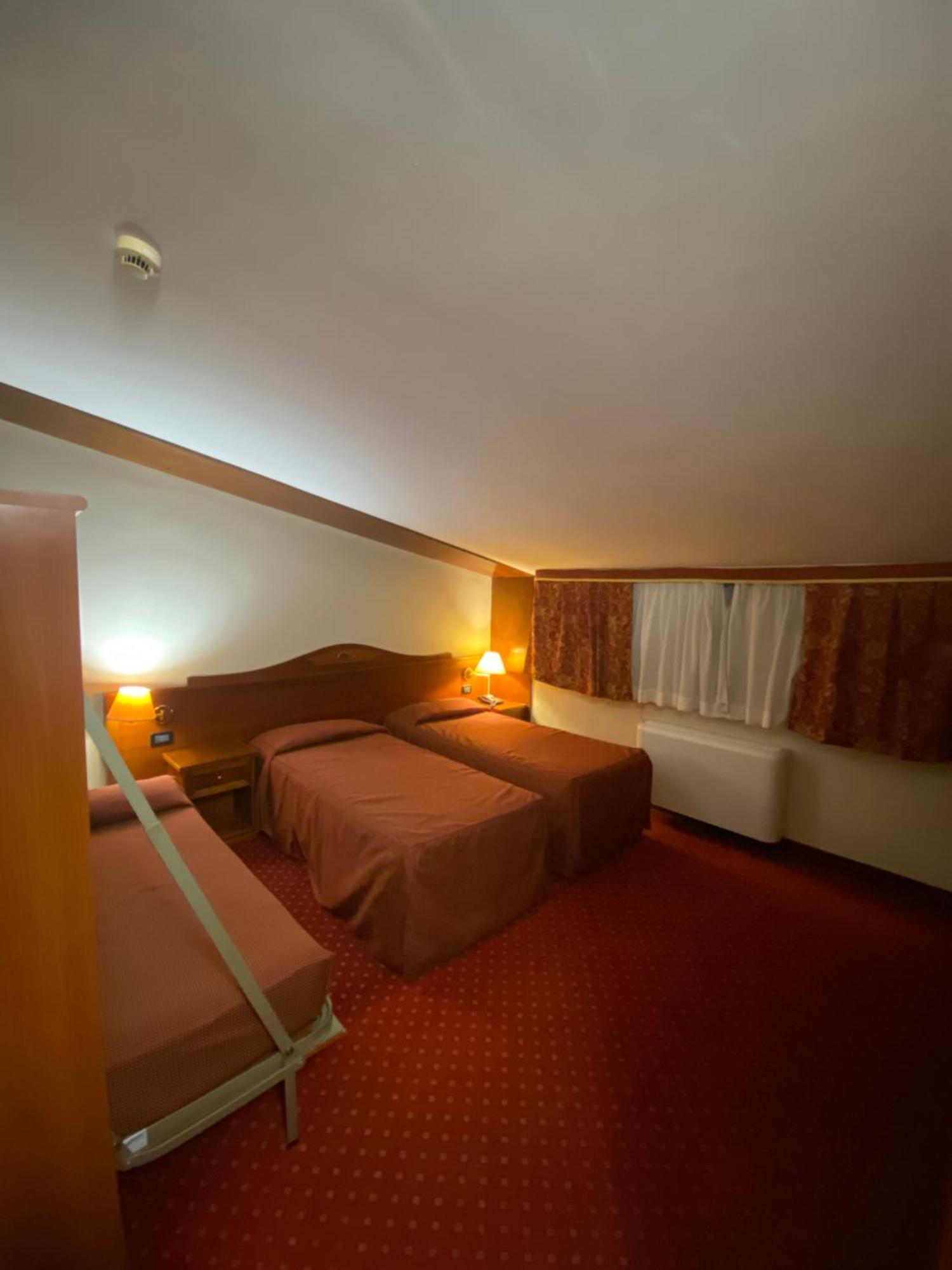 Hotel Riz B.B San Genesio ed Uniti Chambre photo